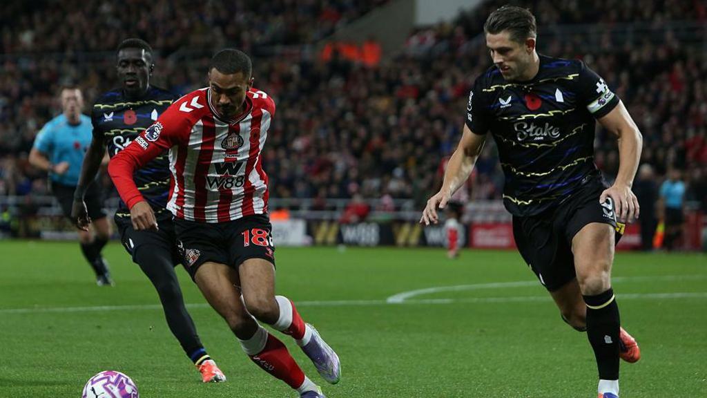 Everton vs Sunderland, 19h15 ngày 10/01