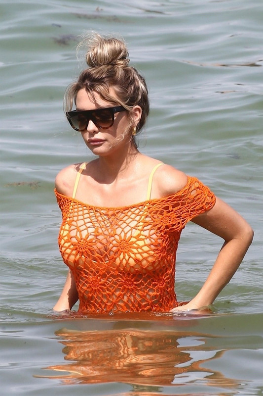 Emily-Sears-Sexy-TheFappeningBlog.com-12