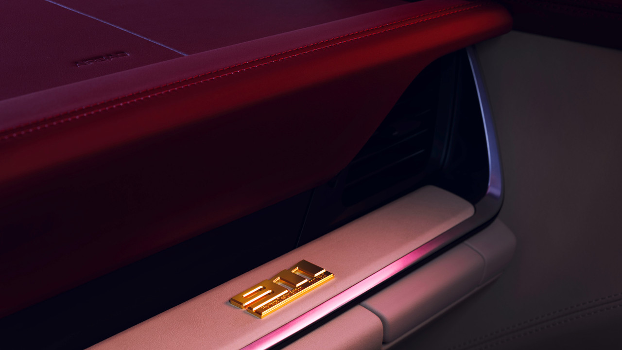 high_911_targa_4s_heritage_design_edition_2020_porsche_ag_11