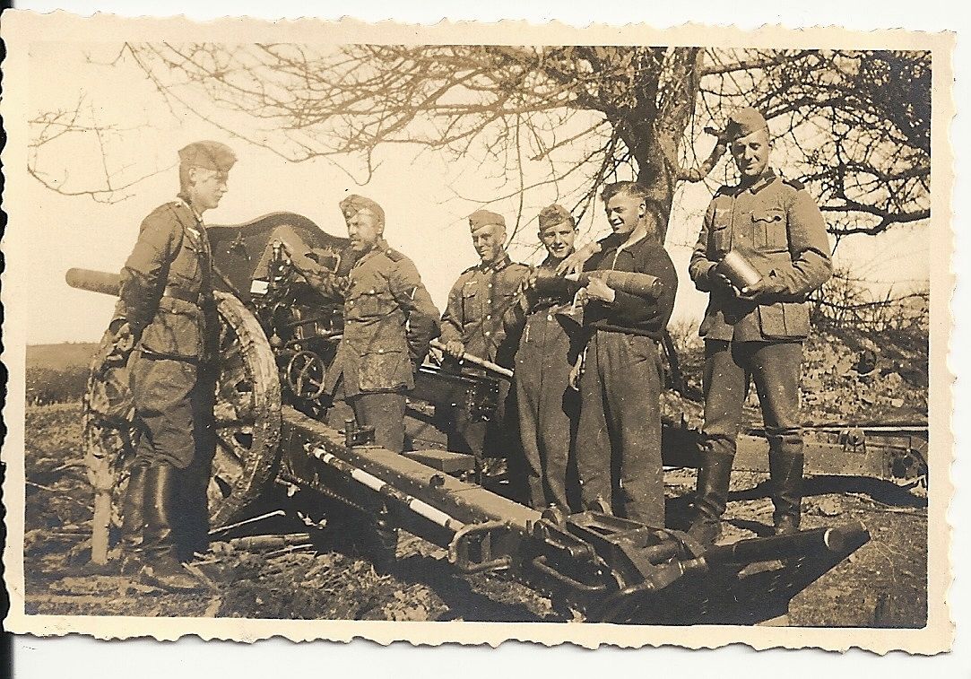 Orig.Foto Artillerie Feldgeschütz Wehrmacht Feuerbereit WW2