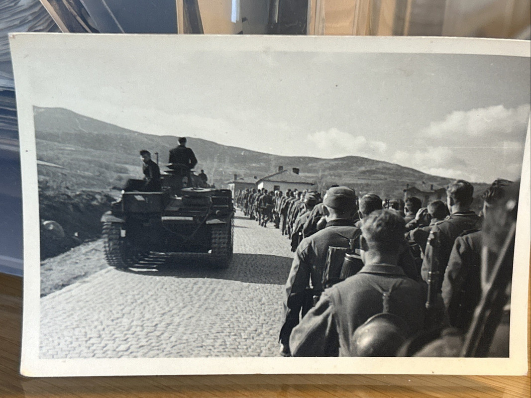 Foto Wk2 Wehrmacht Soldaten Front Kampf Panzer