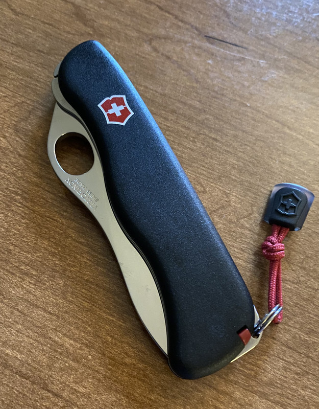 AB7FD5D7-9A1A-4E0B-B4DC-9EC93B291373