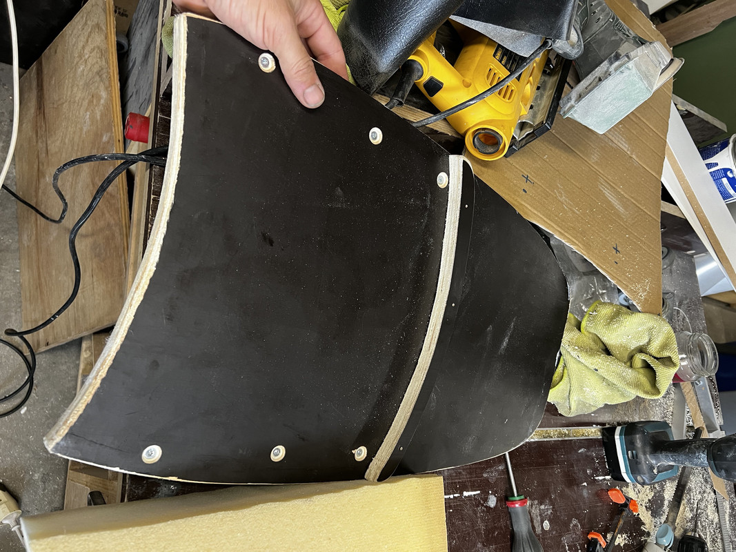 3A52DAD6-24E4-46E6-9572-E89978AF5D54