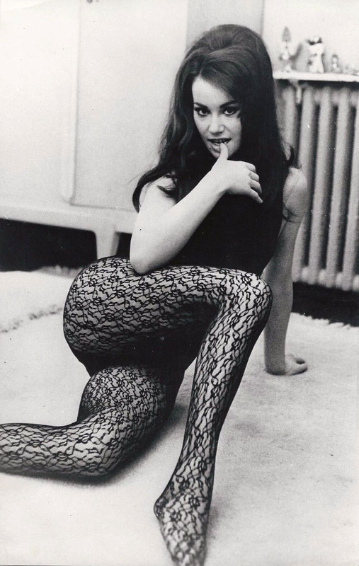 claudine_auger_mb67