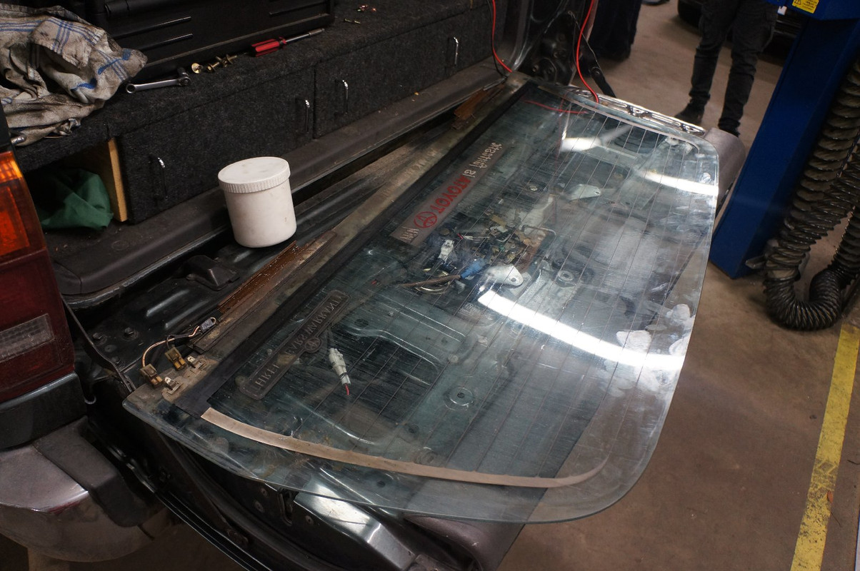 rear window removal / installation Toyota 4Runner Forum Largest