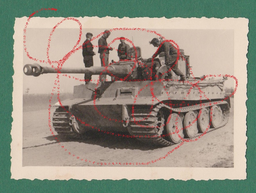 Original Foto Tiger Panzer Pz VI Panzermann Orden schw.ere Panzer Abteilung (5)