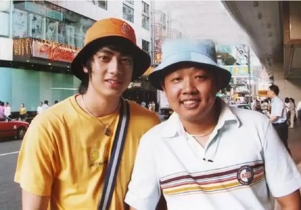 6nFlNJ79W3B4edeLnBBm