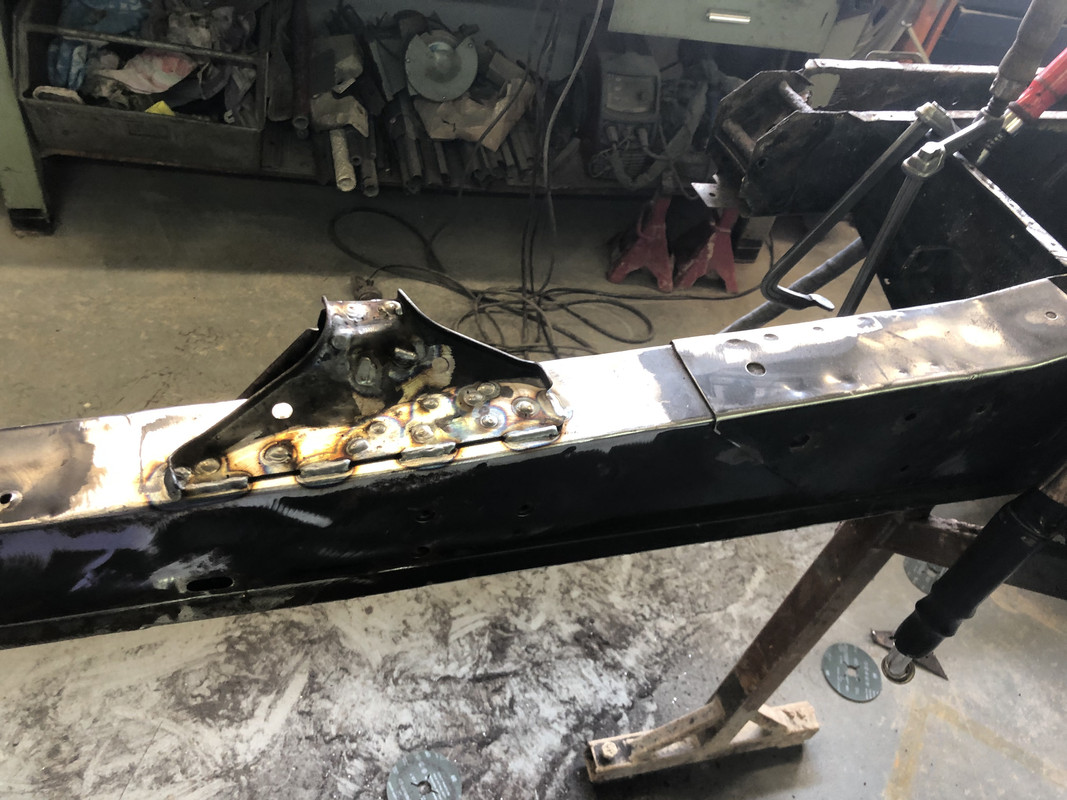 18F6C5EF-D020-4CB5-9553-769B3673B419