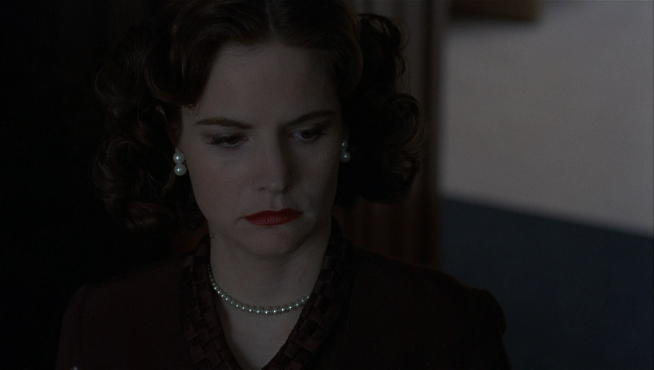 The Hudsucker Proxy 1994 (1080p x265 10bit Tigole).mkv_snapshot_