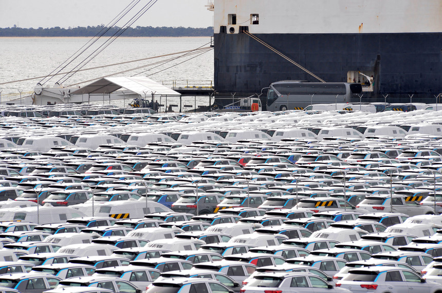 E0DEF09F-5150-4FE0-814C-594E1330C797