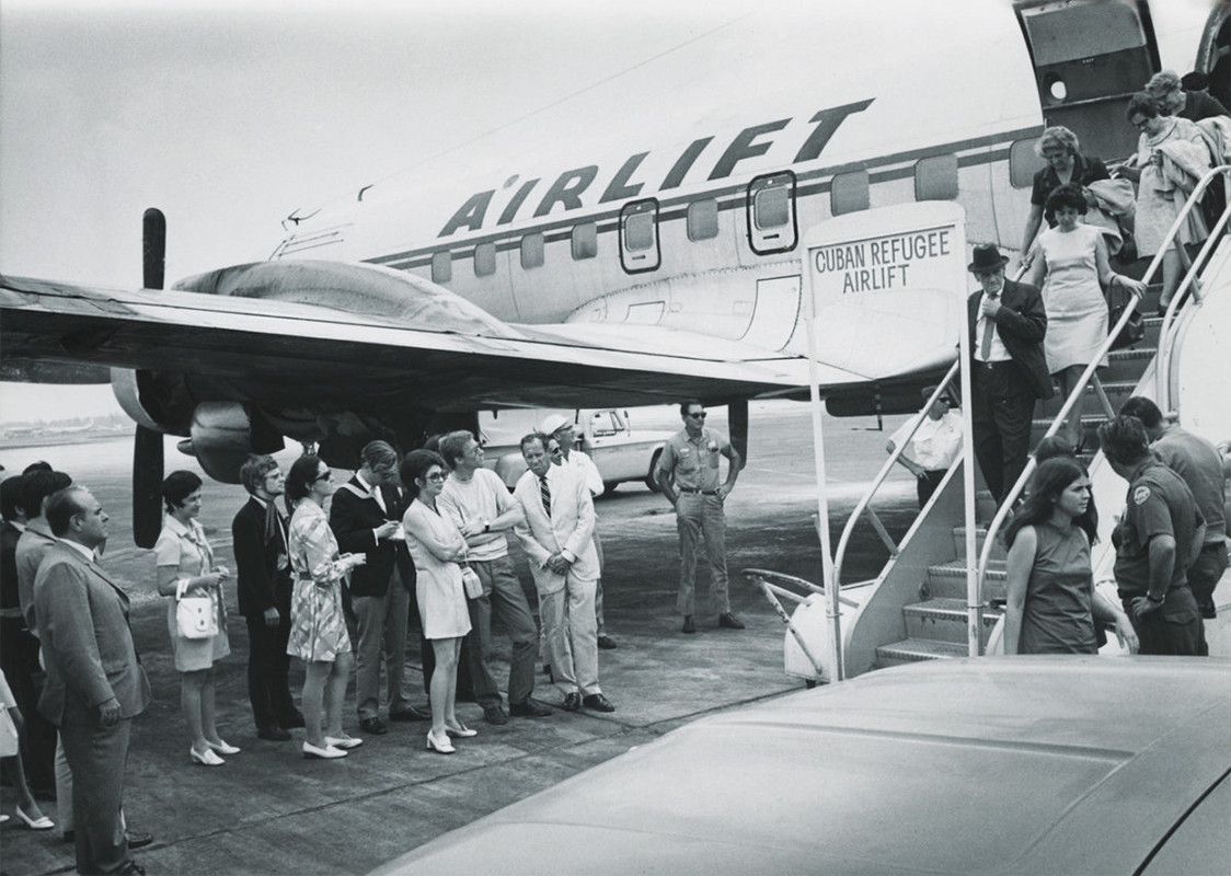 cuban-refugee-flight-1200x854