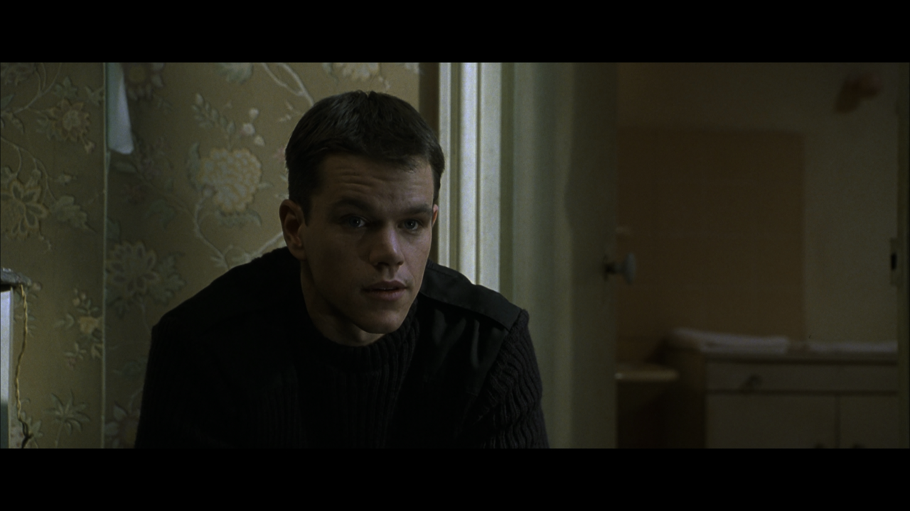 The.Bourne.Identity.2002.2160p.UHD.BDRemux.DTSX.7.1.HYBRID.DoVi-DVT.mkv_20220406_111504.121