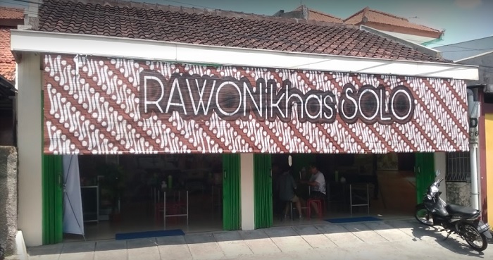 Resto Rawon khas Solo.