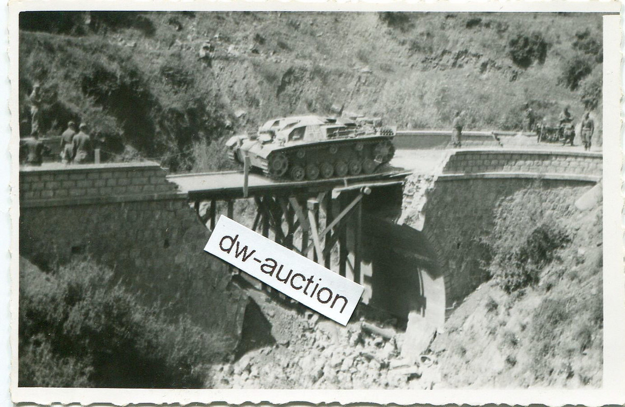 Sturmgeschütz Abt. , Stug auf Behelfsbrücke in Griechenland