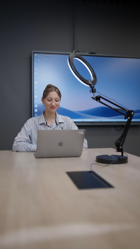 Working-English-depaxtockto-05