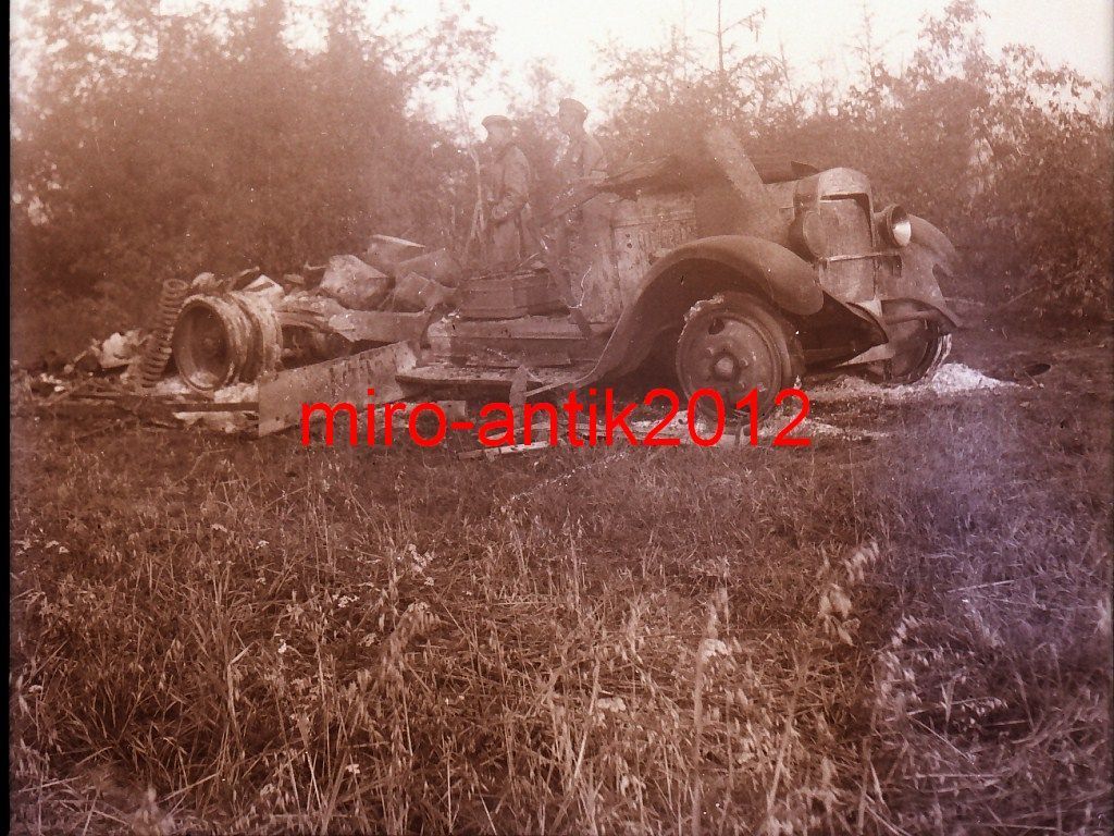 Nahaufnahme, zerstörter LKW, Russland