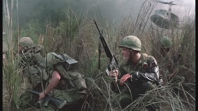 3 - La Colina de la Hamburguesa / También Somos Seres Humanos [DVD9 Full][Pal][Cast/Ing][Bélico][1945-87]