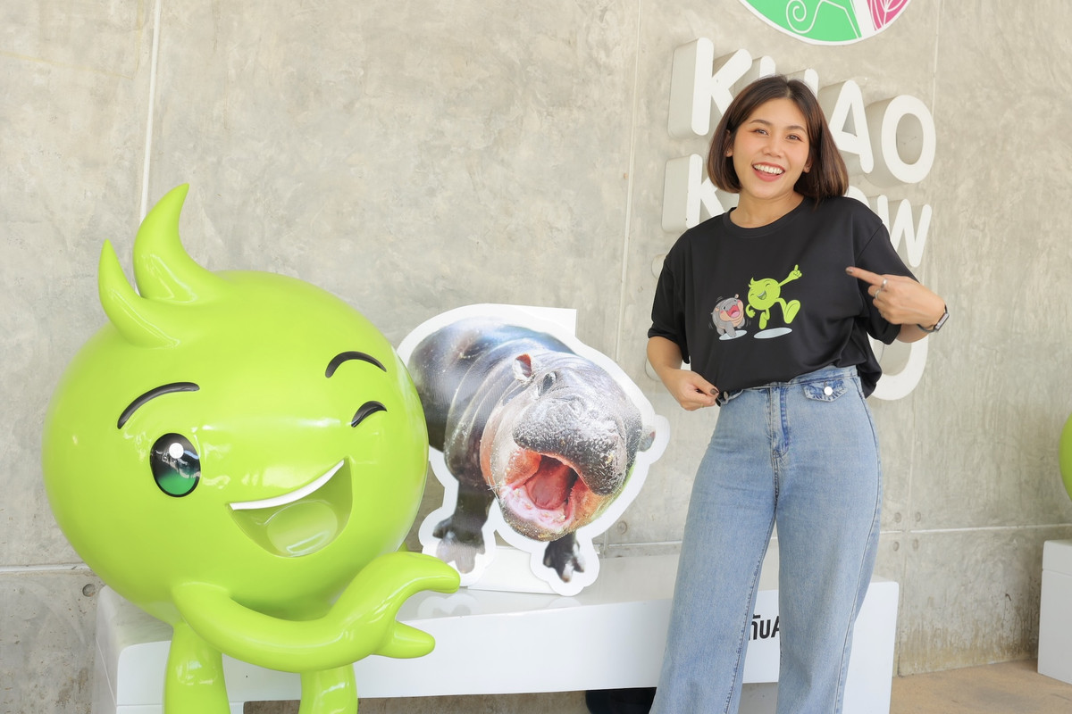 Photo 03  อุ่นใจ X หมูเด้ง เสื้อยืดสุดน่ารักรุ่นลิมิเต็ดอิดิชันโดยองค์การสวนสัตว์และ AIS