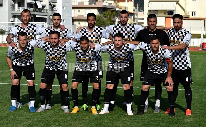 , &Tau;&epsilon;&lambda;&iota;&kappa;ό&sigmaf; &Kappa;&upsilon;&pi;έ&lambda;&lambda;&omicron;&upsilon; &Mu;&epsilon;&sigma;&sigma;&eta;&nu;ί&alpha;&sigmaf;: &Phi;&omega;&tau;&omicron;&rho;&epsilon;&pi;&omicron;&rho;&tau;ά&zeta; &alpha;&pi;&omicron; &tau;&eta;&nu; &Pi;&alpha;&rho;&alpha;&lambda;ί&alpha;