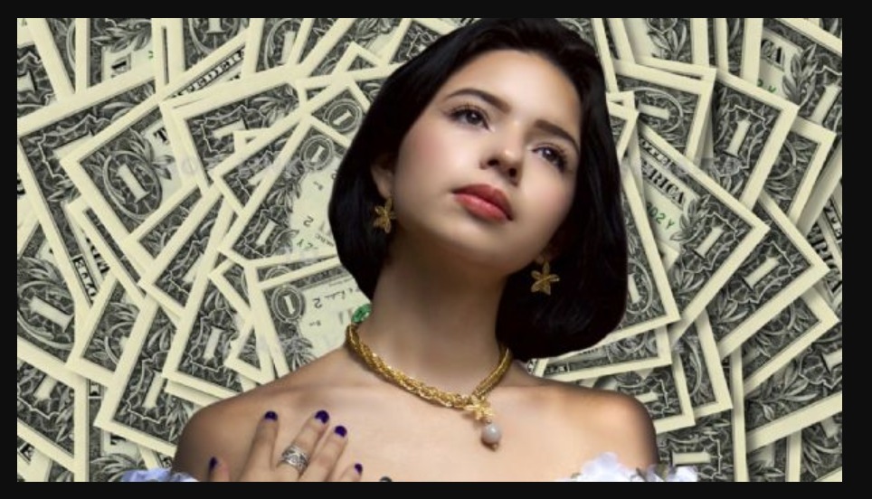 Ángela Aguilar revela que no le da pena gastar 15 pesos en su comida favorita