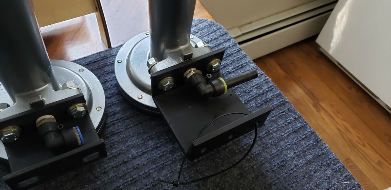 SiennaTrainHornInstall (45)