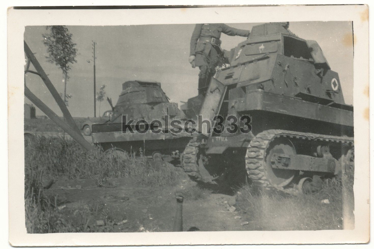 französische Panzer Halbketten AMC Schneider P 1