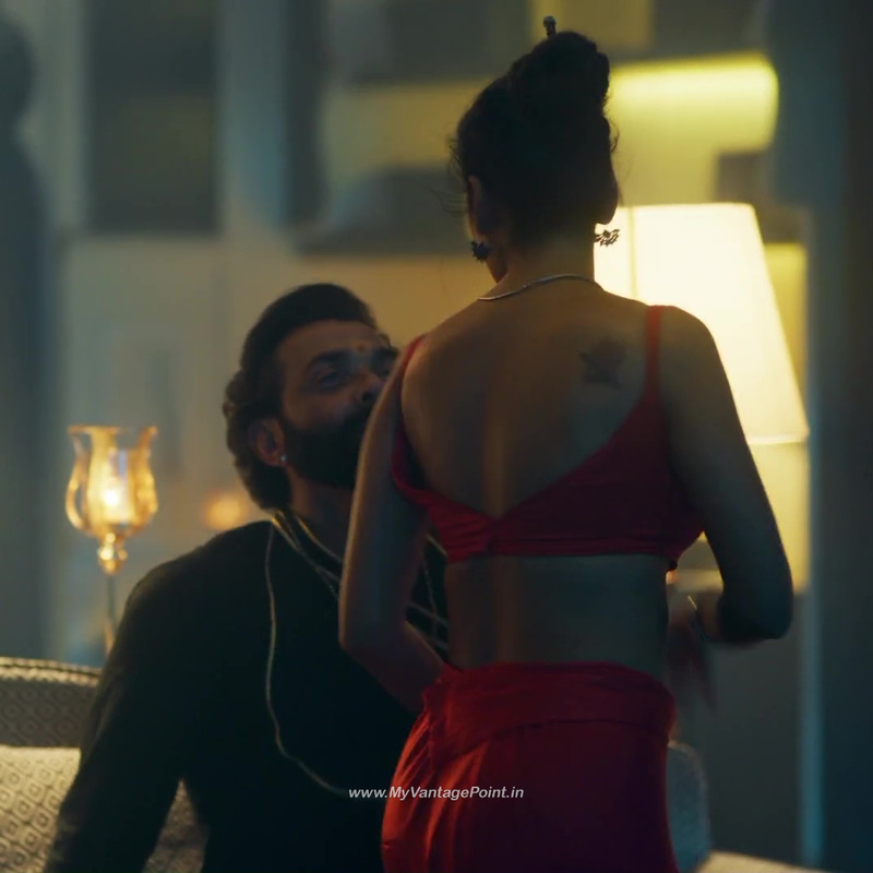 38Esha Gupta Hot in Aashram Web Series