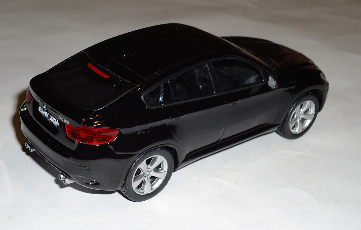 BMW-X6 1