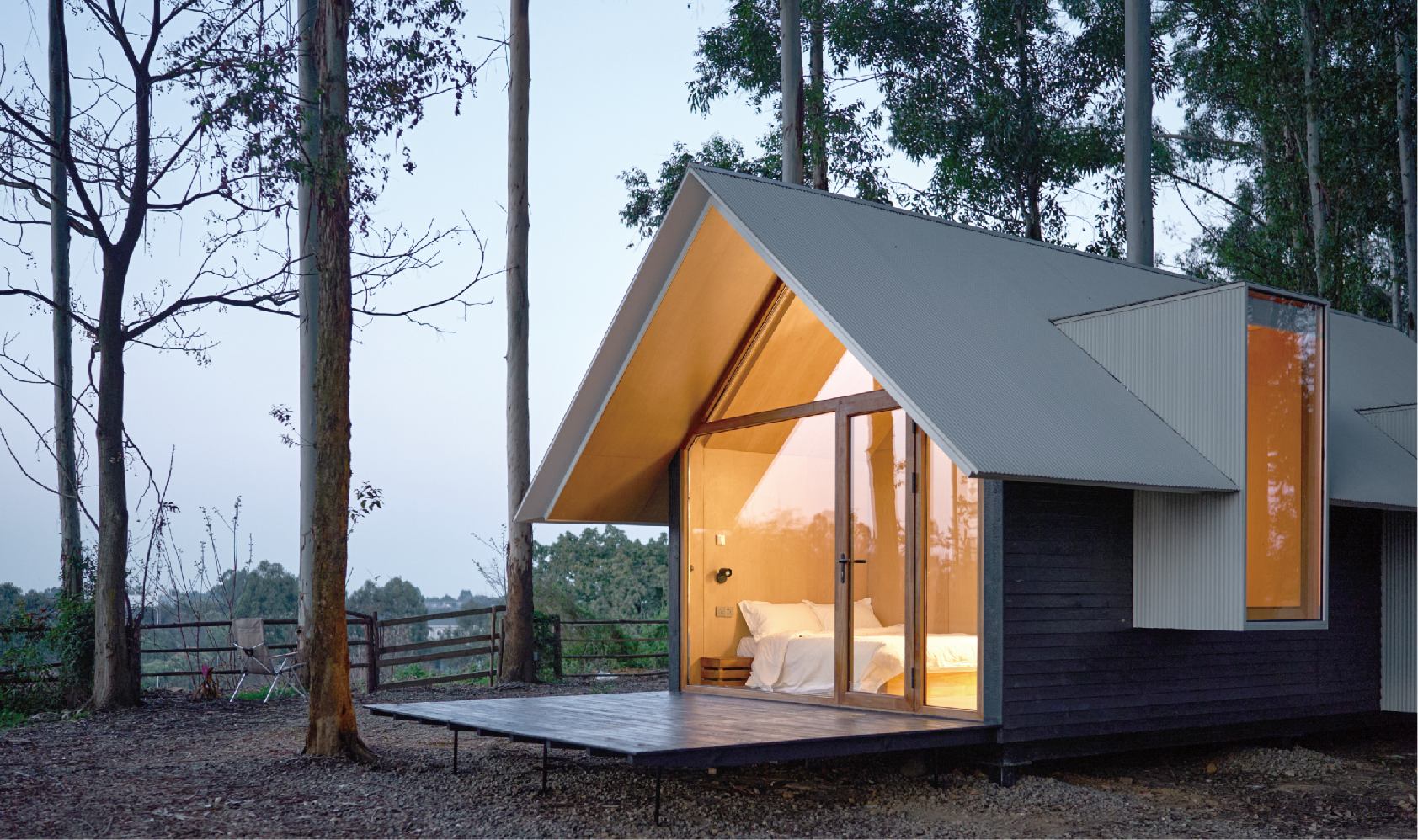 Custom-designed mobile cabin for leisure parks