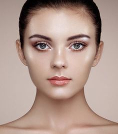 Non Touring Make up