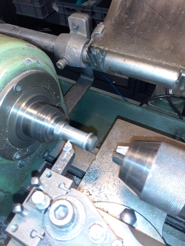 0DDAA6BF-A2E7-4CFE-BD49-53757774B2DA