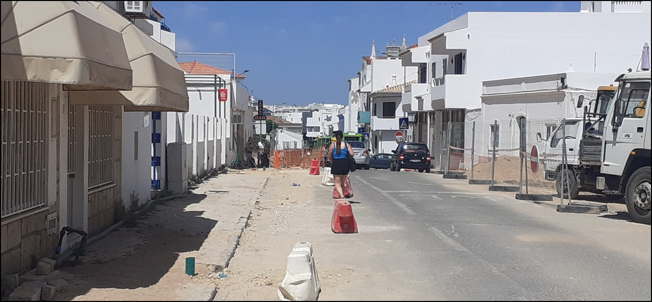 Albufeira-roadworks-RuaCoronelAguas-150625 (1)