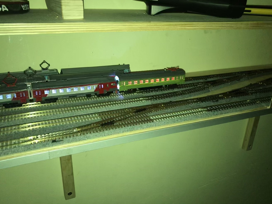 DD764059-A1AB-4DBA-BDB6-EF7F153D083A