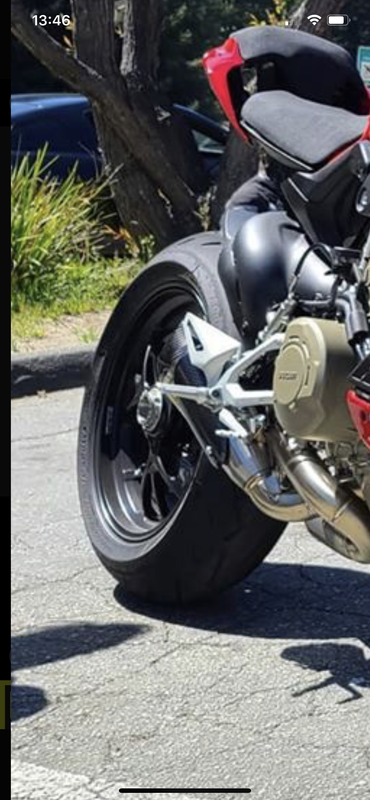 3B2E34BF-87A2-46CC-9A24-ACF149CD80C3