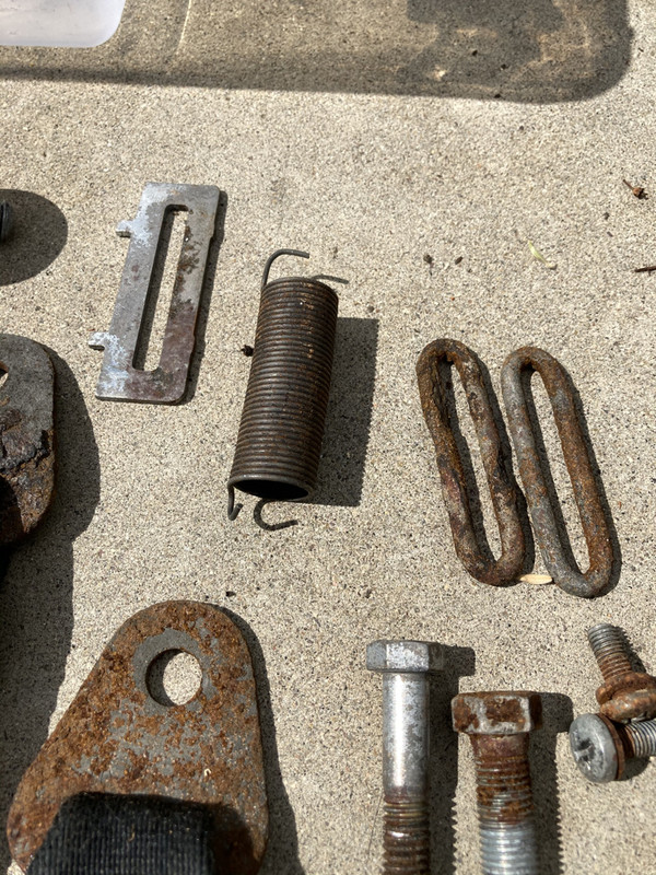 9EE7DA5C-72B4-467A-B392-D4FCB57C2E89_1_105_c