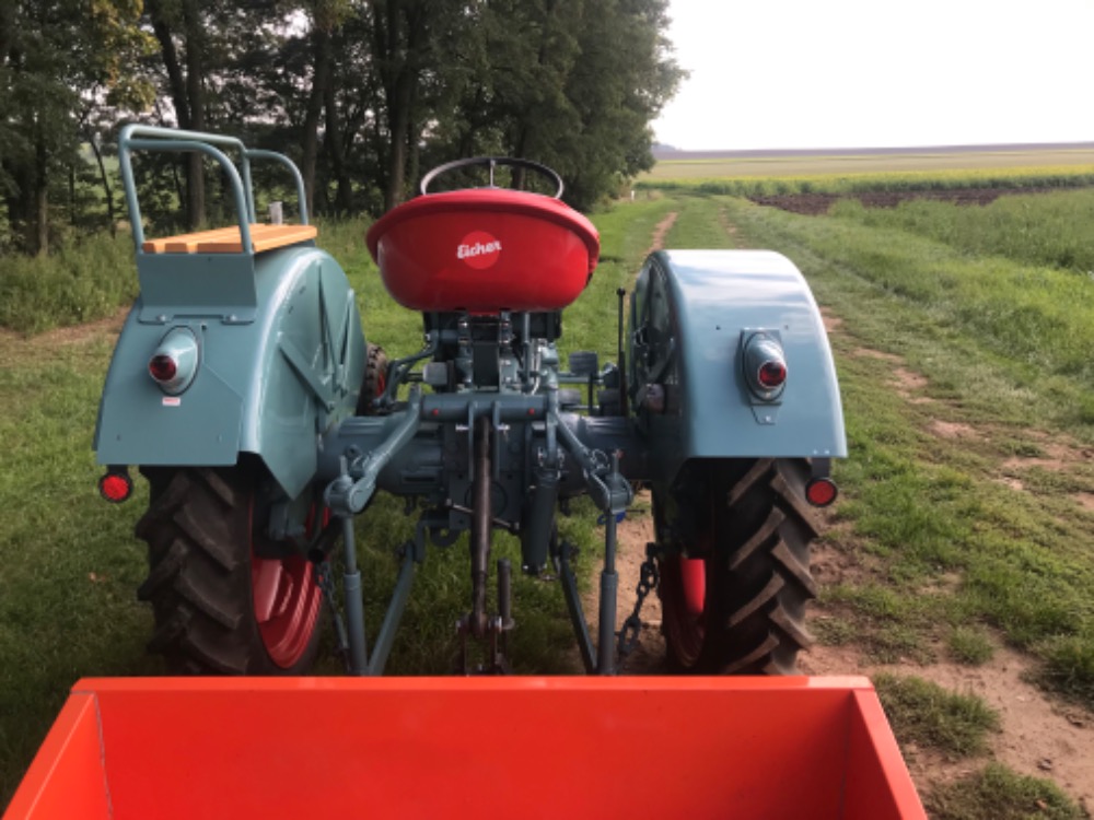 A10FF69B-E012-42A8-B554-694DCF73C2D6