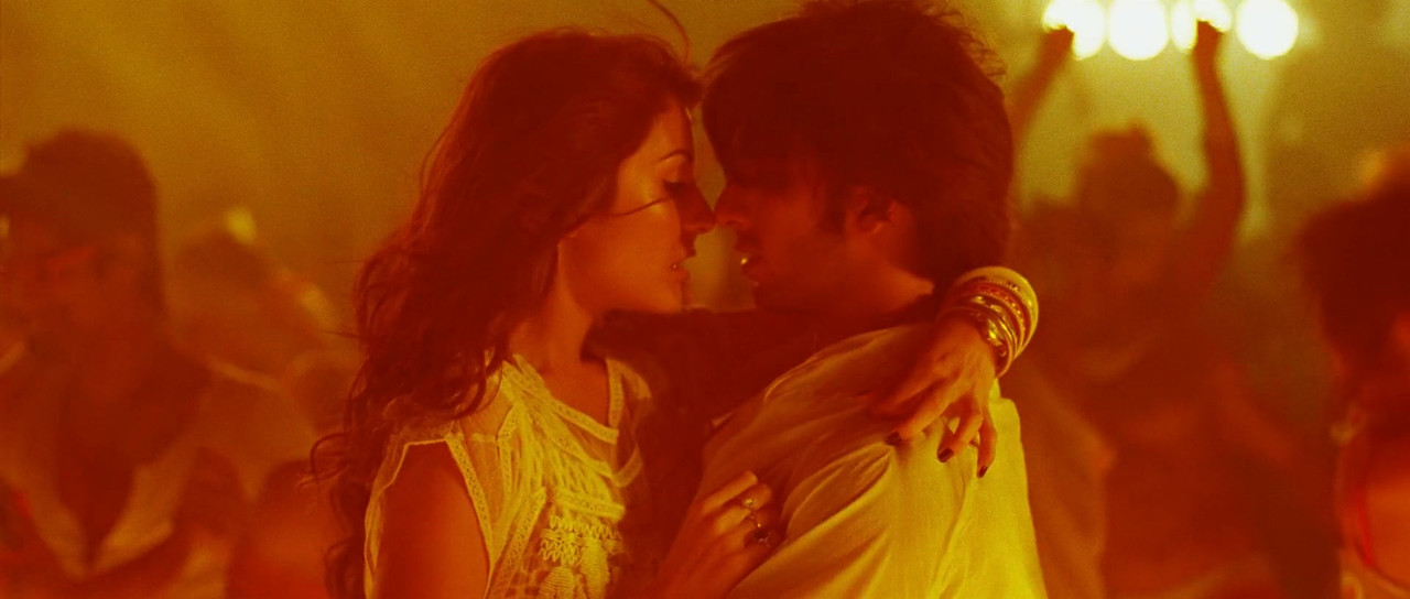 Anushka Sharma - Ladies Vs. Club Scene.mkv_20200818_202601.286