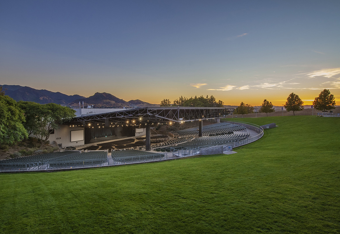 Concord-Pavilion-Amphitheater.jpg