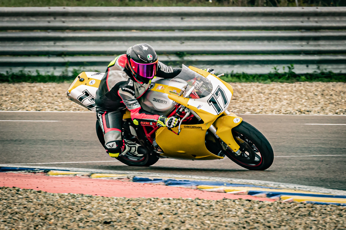 E2D87CBD-8800-41AD-A86A-CA4A312B12DD