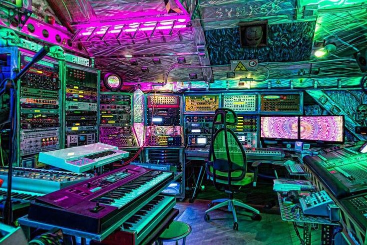 Electronic Music Studios 