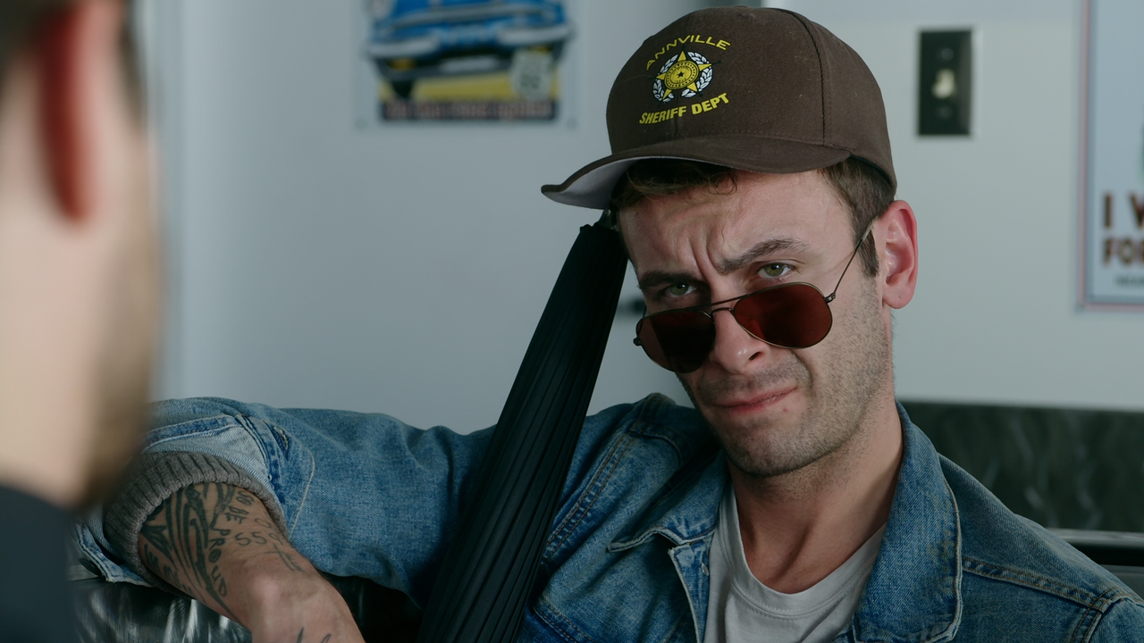 Preacher.S01E10.Call.and.Response.1080p.10bit.BluRay.AAC5.1.HEVC-Vyndros.mkv_snapshot_50.07_[2020.10