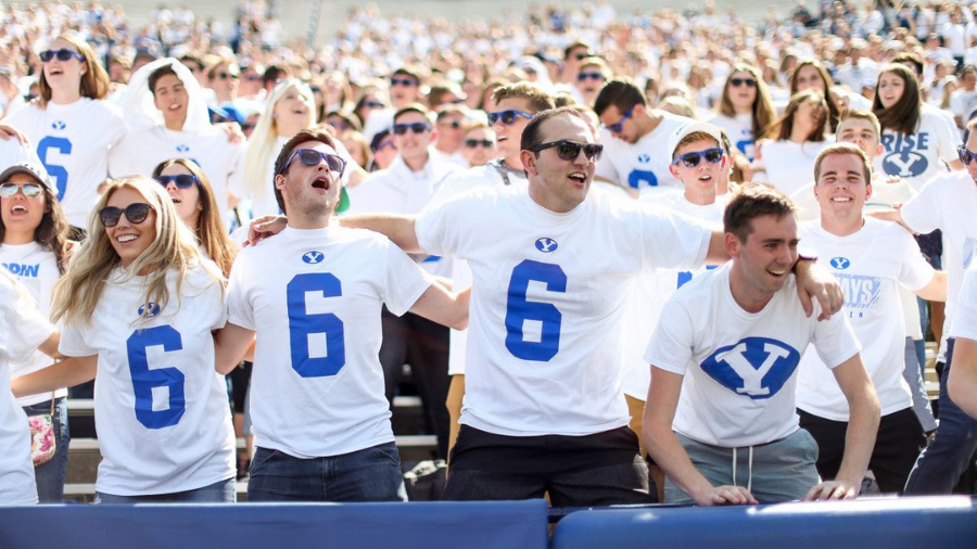 byu-football-fans-2
