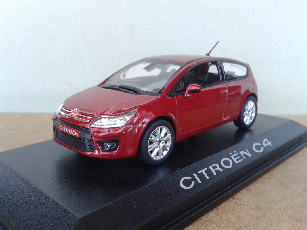 2006 Citroën C4 Coupé 2.0 16v VTS (Norev) (2)