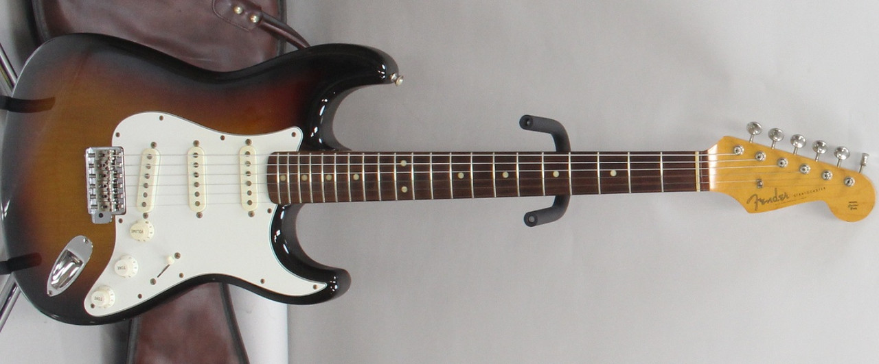 Мой Fender ST-62