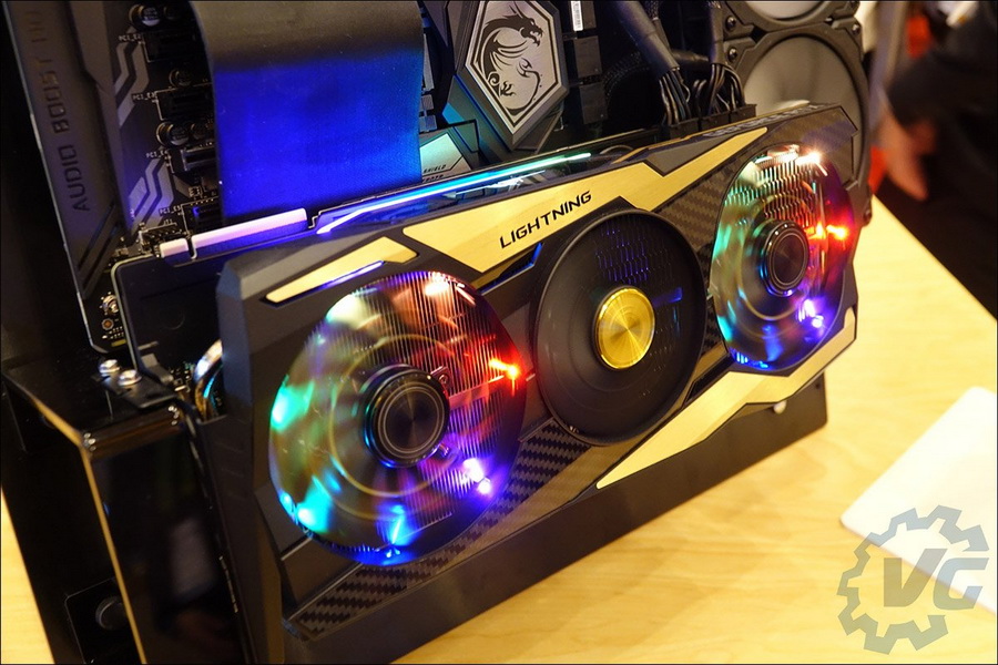 https://i.postimg.cc/ht77shDk/lightning-z-msi-rtx-2080ti-vonguru-4-redimensionner.jpg