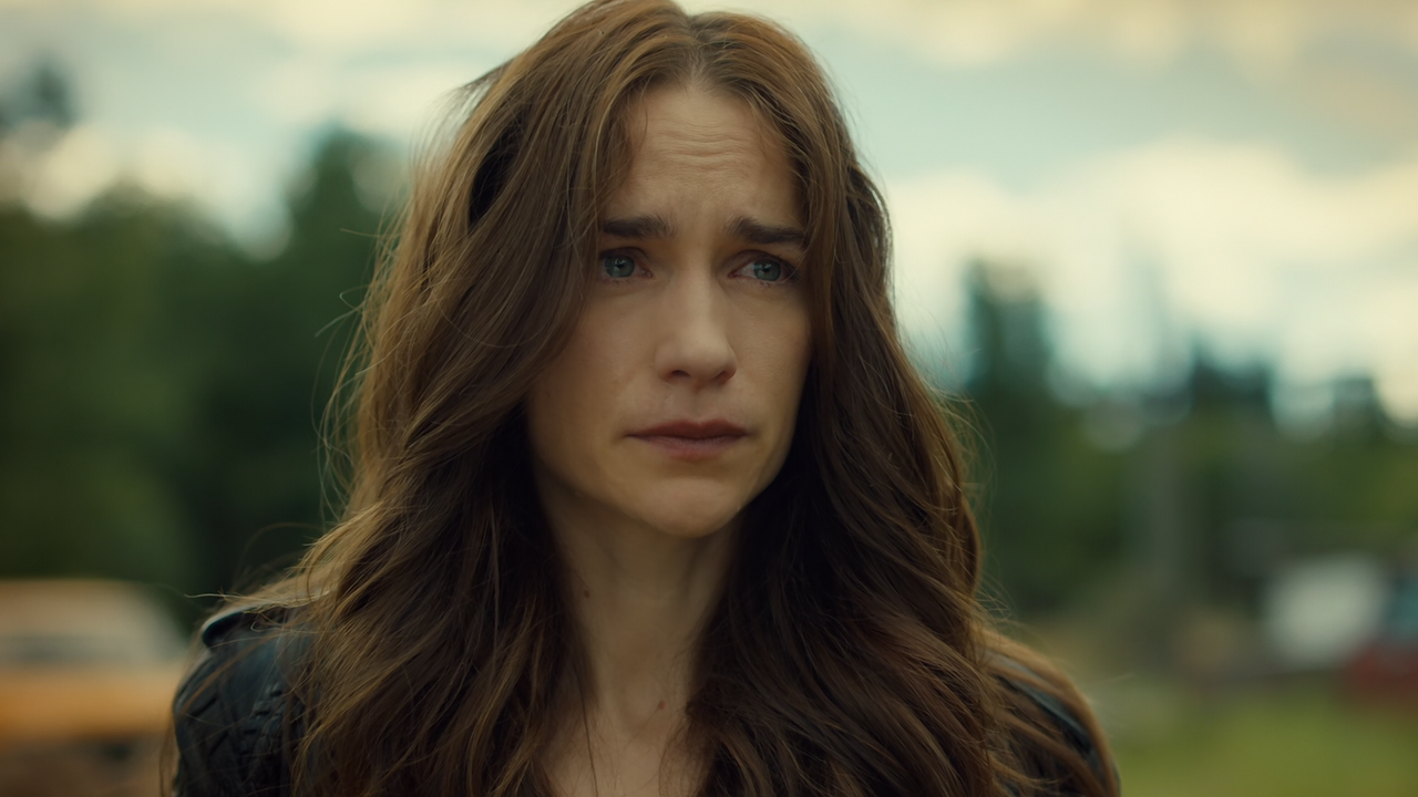 Wynonna.Earp.S04E11.Better.Dig.Two.1080p.10bit.BluRay.AAC5.1.HEVC-Vyndros.mkv_snapshot_32.17_[2022.0