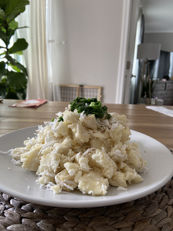 E9B8328E-4510-41F8-8D40-42DBAE14A0A0