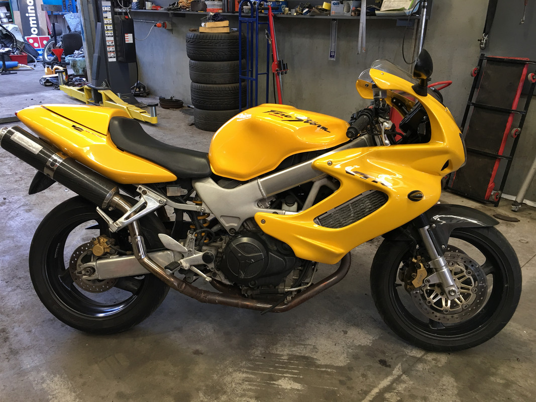 DBD128A7-2177-464C-B1AE-FDA869A03105