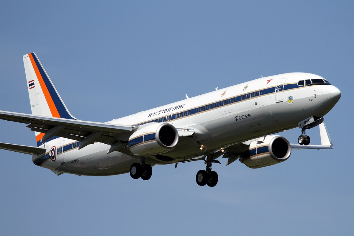 002_B737-8Z6_HS-MVS_RTAF_Deachochai 3