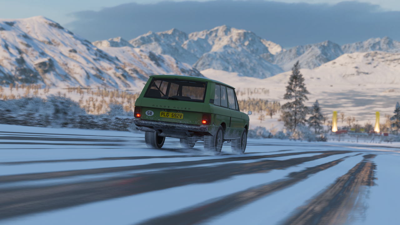 FH4-Range-Rover-Mk-I-1.png